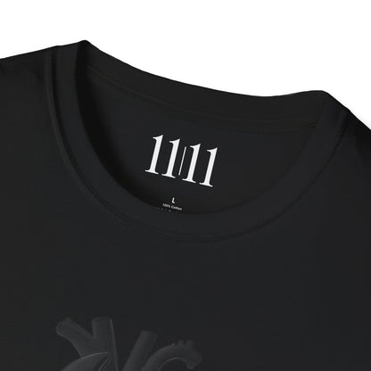 BROKEN HEART - Unisex Tee